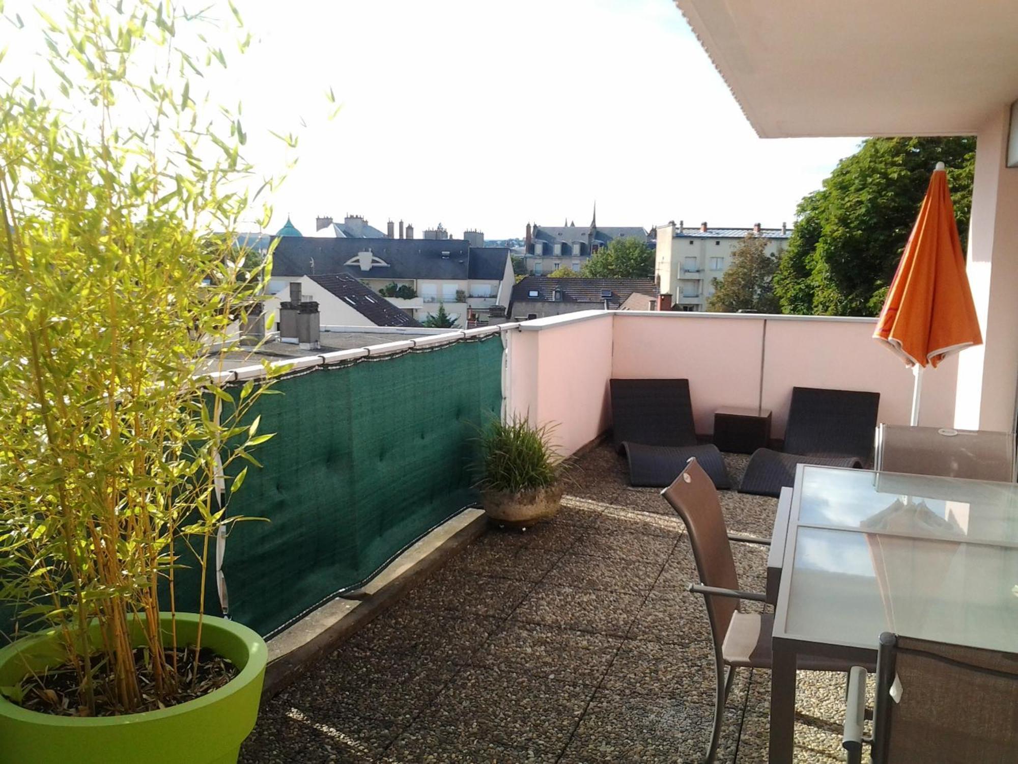 Les Burgondes Apartamento Dijon Exterior foto
